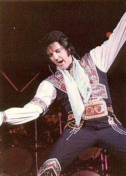 Elvis in July 1975